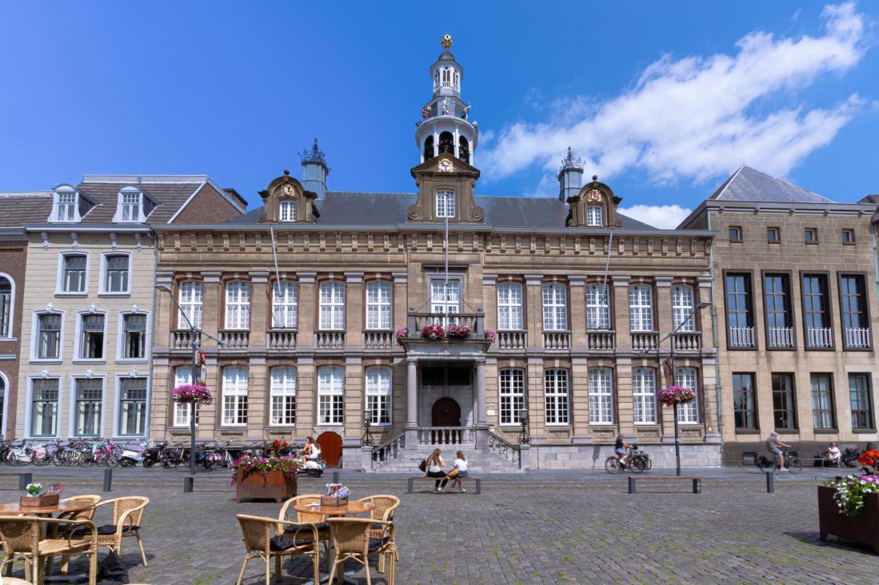 Het Arresthuis Roermond Exterior photo Town Hall